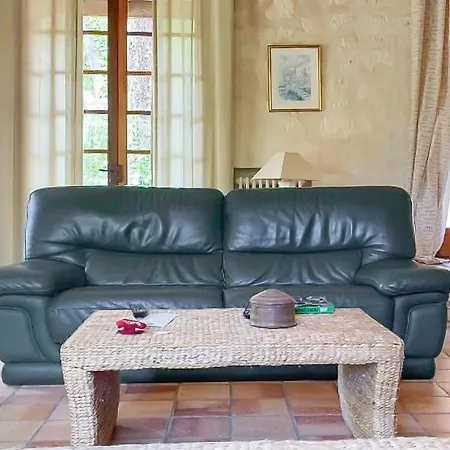 Maison Acces Direct بيت للعطل *
